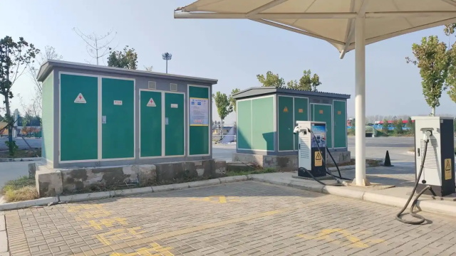 新建高压箱式变压器